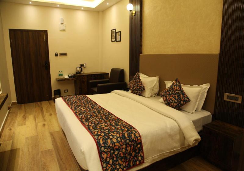Dakshin Suites Srikakulam Ngoại thất bức ảnh