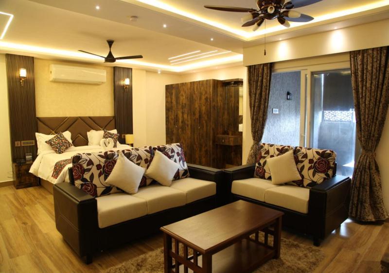 Dakshin Suites Srikakulam Ngoại thất bức ảnh