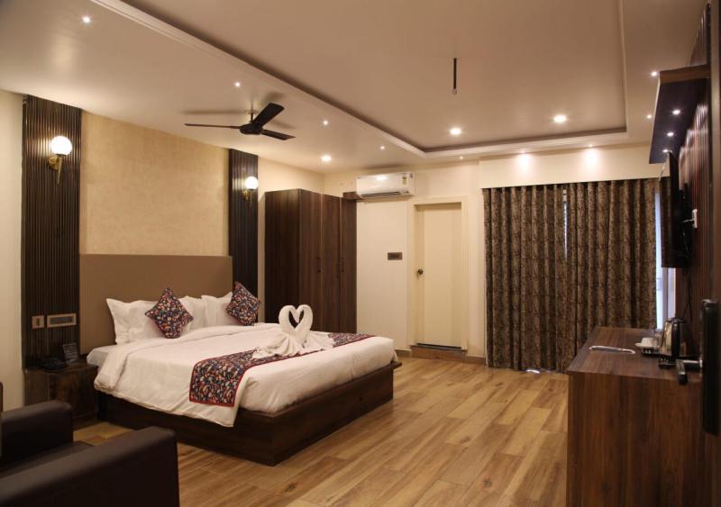 Dakshin Suites Srikakulam Ngoại thất bức ảnh