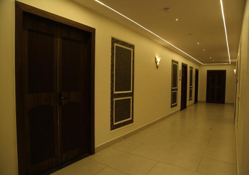 Dakshin Suites Srikakulam Ngoại thất bức ảnh